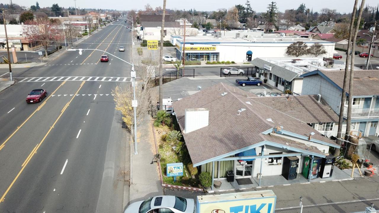 Tiki Lodge Mchenry - Downtown Modesto Kültér fotó